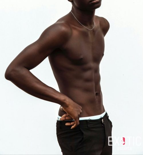 Shem, escort in Lilongwe, Malawi (photo 3)